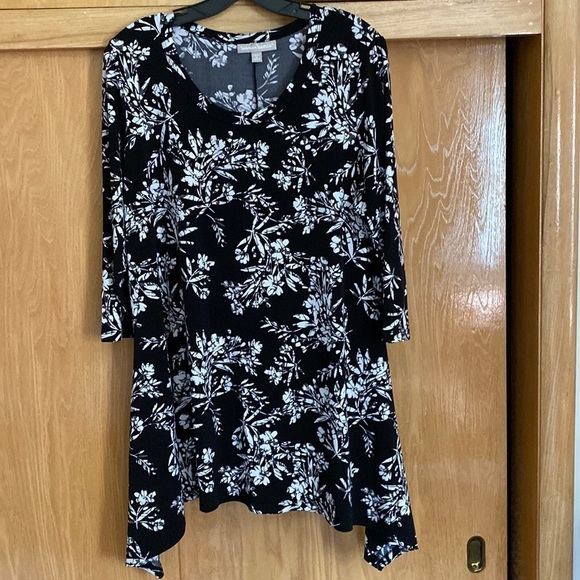 Woman Within Black Asymmetrical Floral Tunic with Long Sleeves - Picture 1 of 4